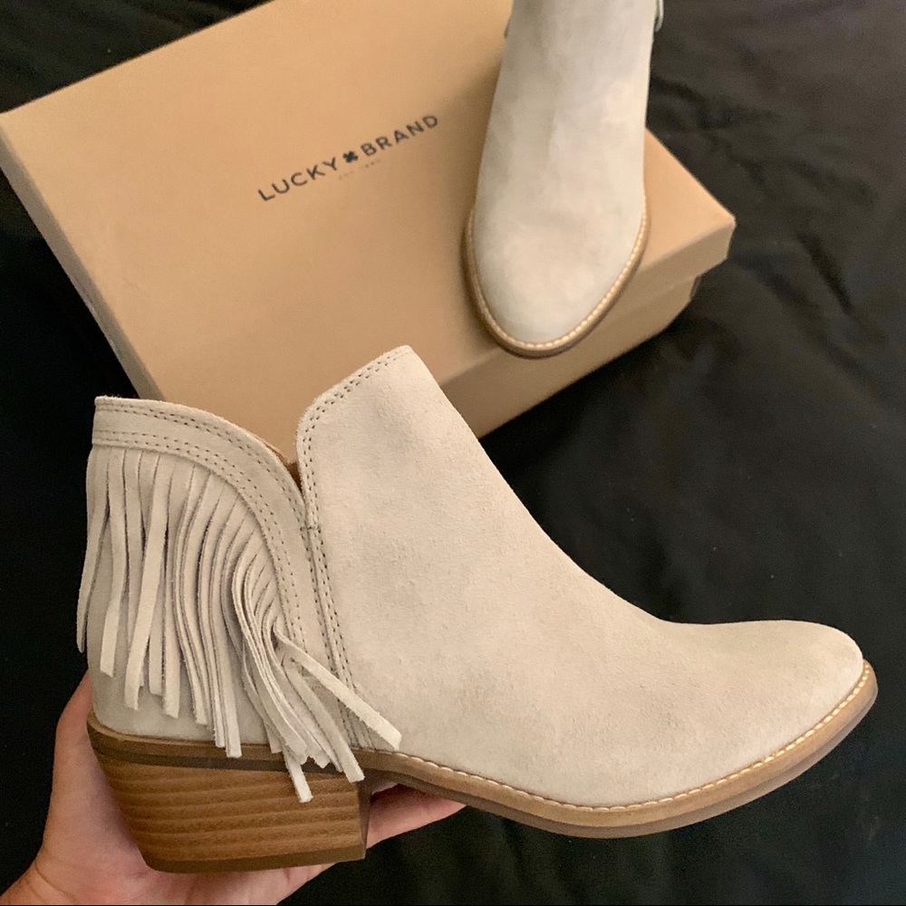 • [Lucky Brand] Suede Fringe Booties • - Picture 4 of 15